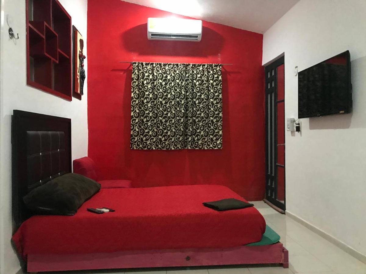 Casa Lili 2: Luxurious/Amplio/Hot Water/Economic/Wifi/Tv Apartment Valladolid  Bagian luar foto