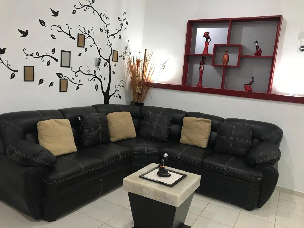 Casa Lili 2: Luxurious/Amplio/Hot Water/Economic/Wifi/Tv Apartment Valladolid  Bagian luar foto