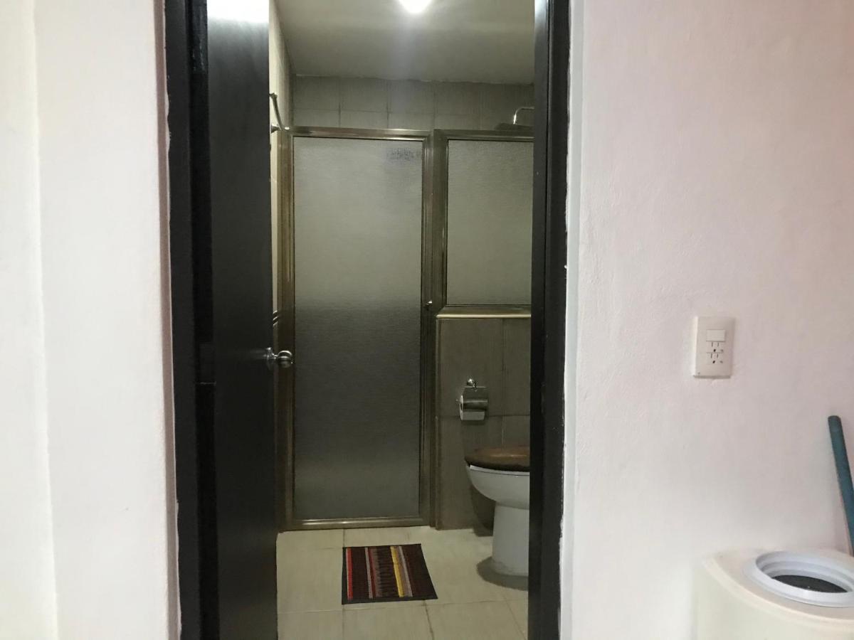 Casa Lili 2: Luxurious/Amplio/Hot Water/Economic/Wifi/Tv Apartment Valladolid  Bagian luar foto