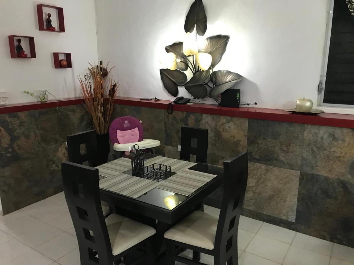 Casa Lili 2: Luxurious/Amplio/Hot Water/Economic/Wifi/Tv Apartment Valladolid  Bagian luar foto