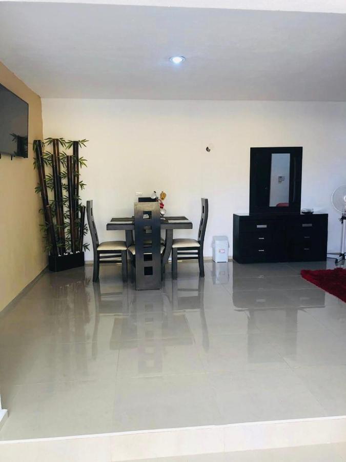 Casa Lili 2: Luxurious/Amplio/Hot Water/Economic/Wifi/Tv Apartment Valladolid  Bagian luar foto