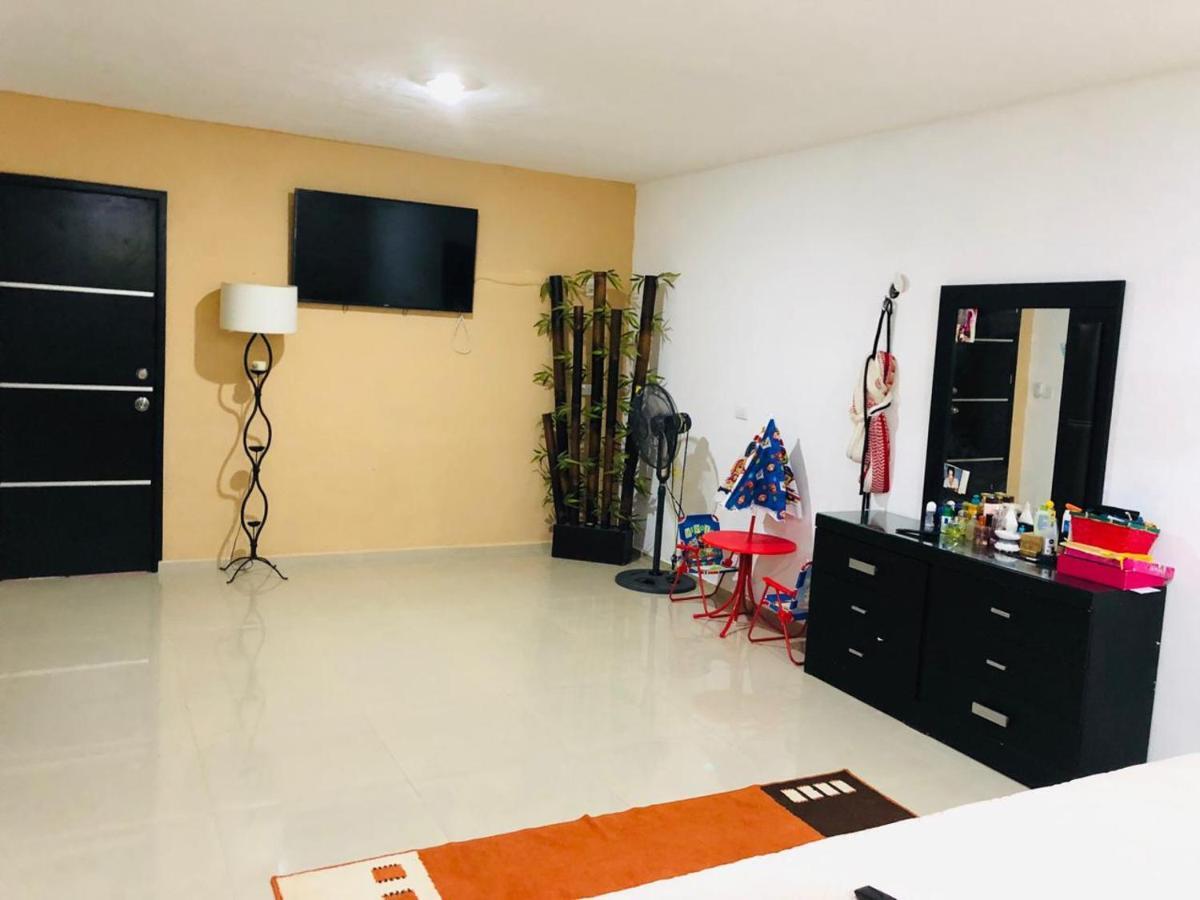 Casa Lili 2: Luxurious/Amplio/Hot Water/Economic/Wifi/Tv Apartment Valladolid  Bagian luar foto